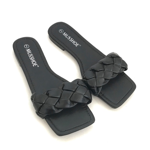 MUSSHOE Sandals Slip On Slide Sandals Black Flats Women’s Size 7 NWT - Picture 1 of 16